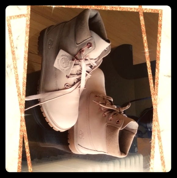 Timbs - Picture 1 of 1